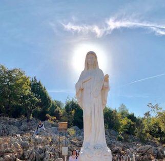 Mensagem de Nossa Senhora em 25/12/2019 através da vidente Marija Pavlovic